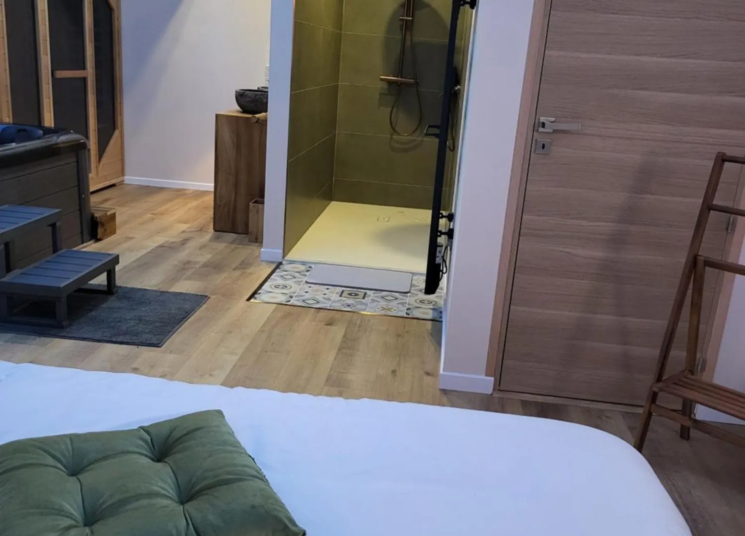 Suite L'Olive Sacree Spa Et Sauna Cabannes France