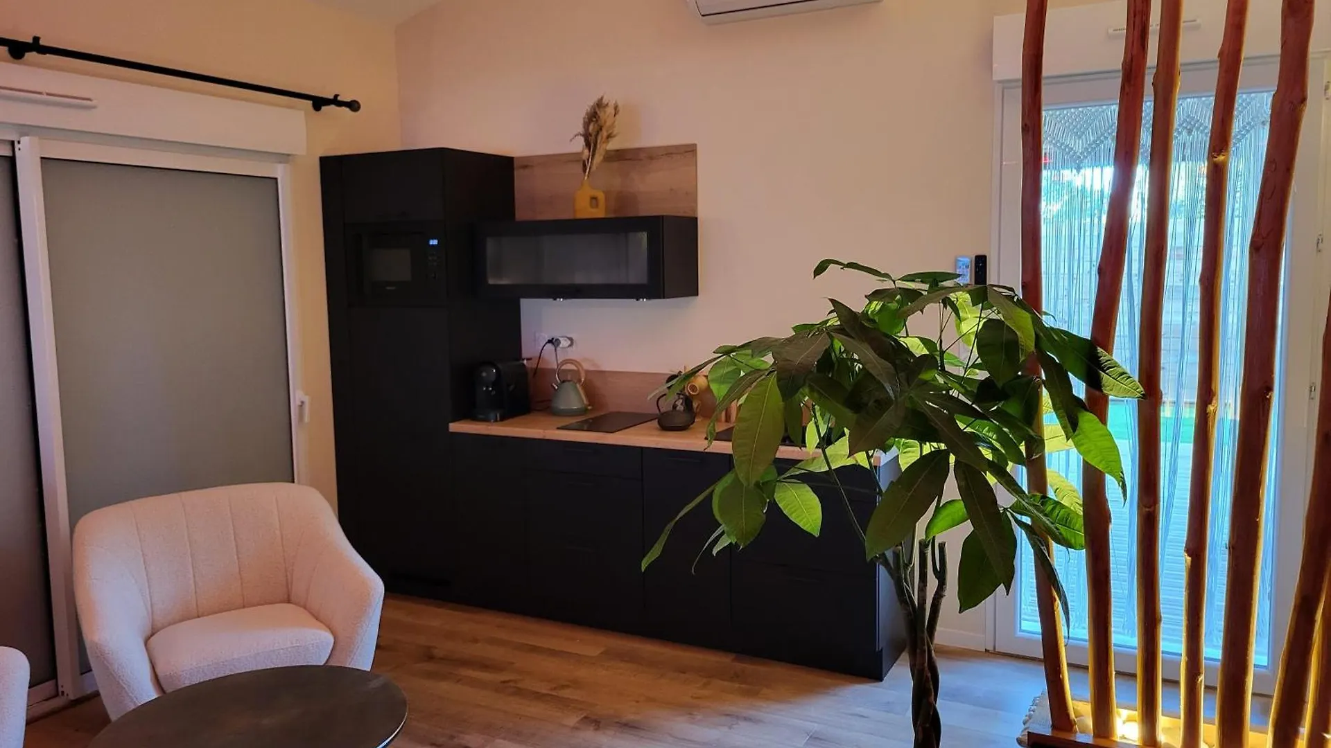 Maison d'hôtes Suite L'Olive Sacree Spa Et Sauna Cabannes