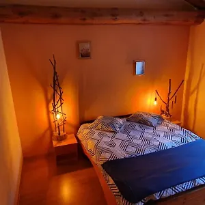 Aux étoiles De Moranges Couette-café Saint-Germain-l'Herm